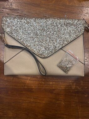 Source Unknown Sparkle Envelope Clutch - Beige and Gold Glitter